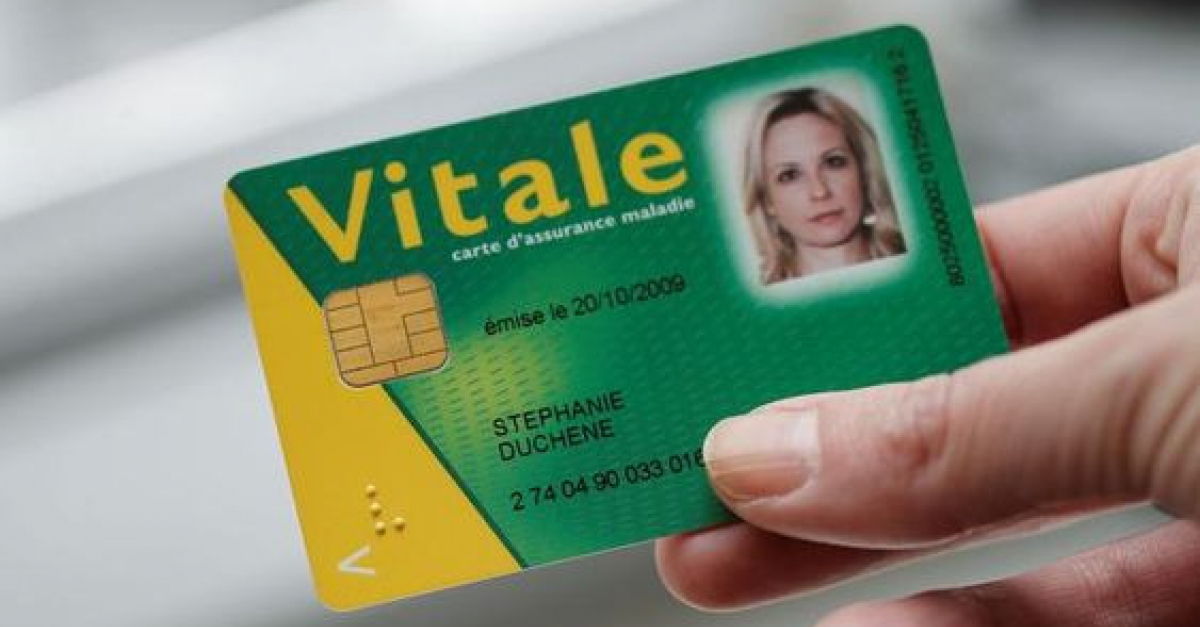 arnaque à la carte vitale elle livre son témoignage sur ces nouvelles