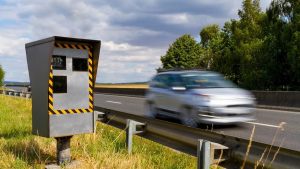 Illustration : "Radar : ce nouveau modèle verbalisera les conducteurs qui ne font pas de covoiturage "