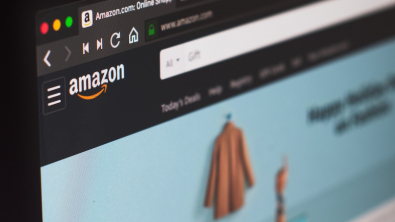 Illustration : Amazon augmente ses frais de port : ce que cela change pour vous